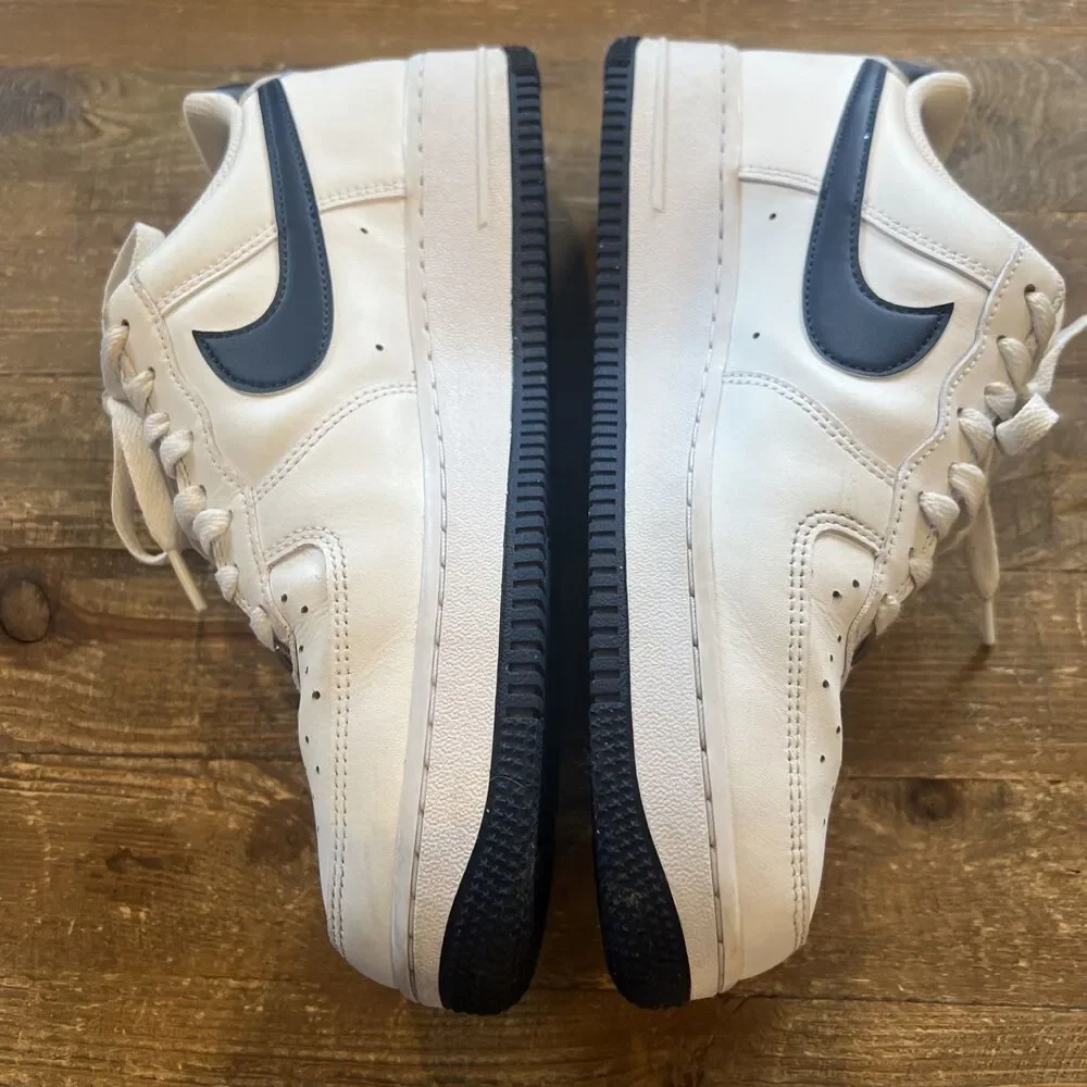 Nike product pair